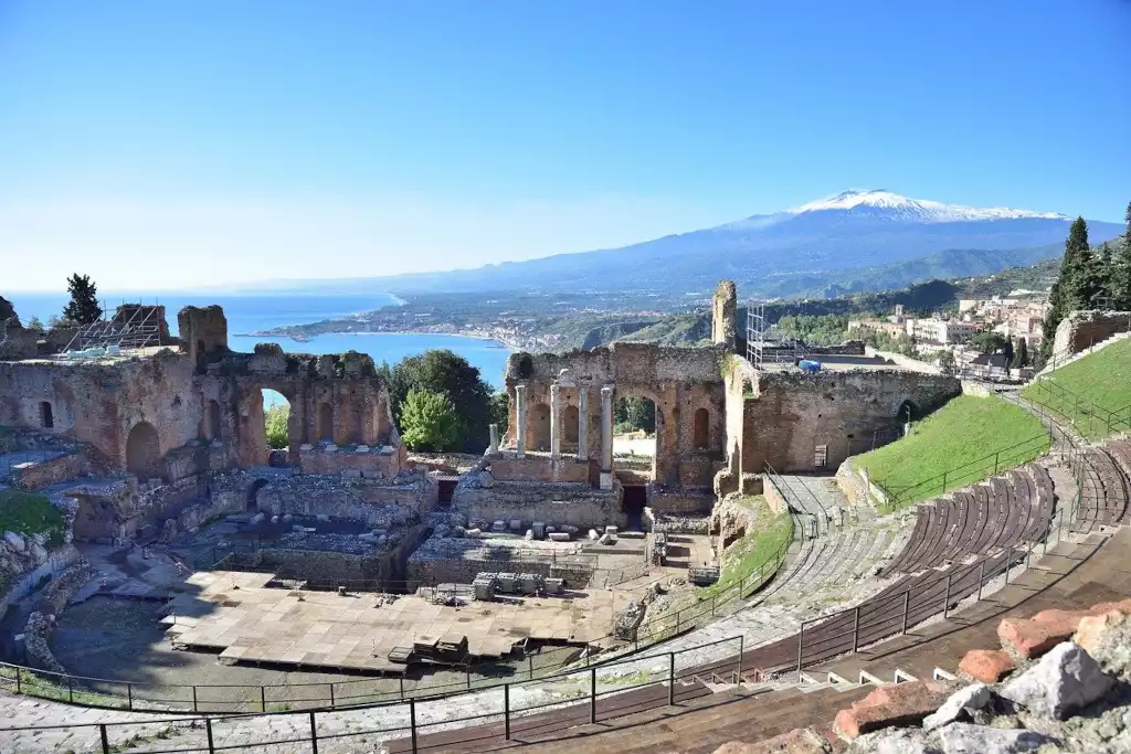 Taormina: Arte, Panorami e Tradizione